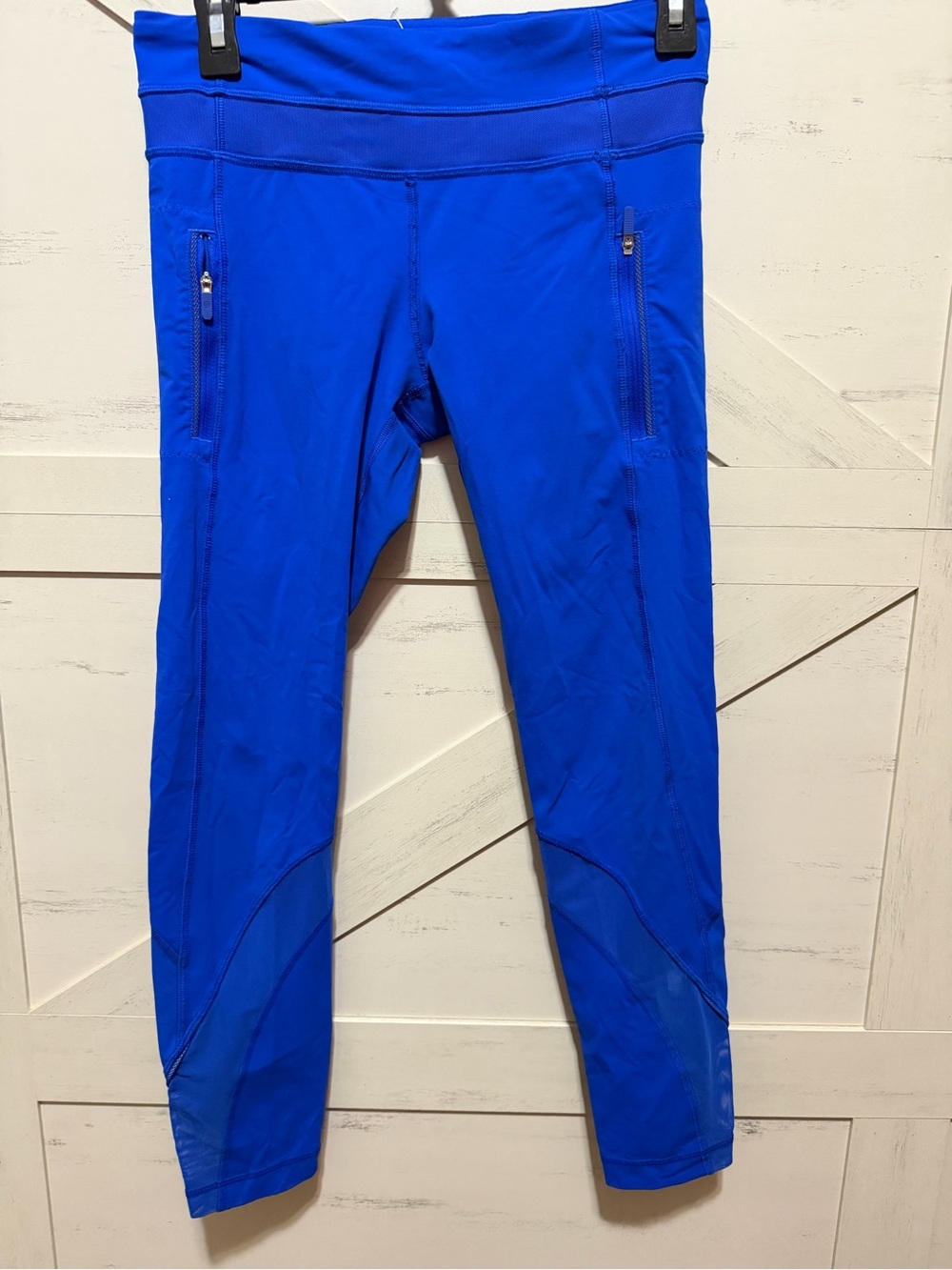 Lululemon Blue Active Leggings with Zip Pockets